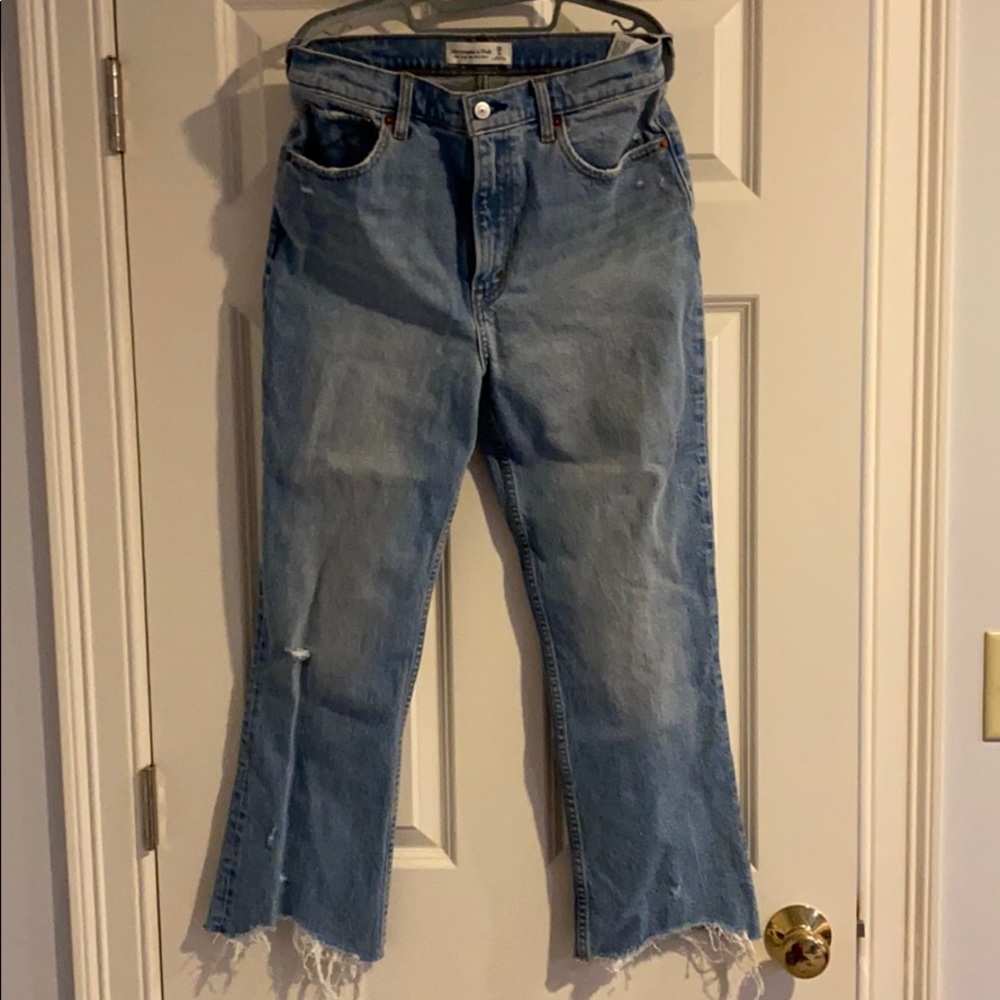 Brand New Abercrombie Ultra High Rise Kick Flare